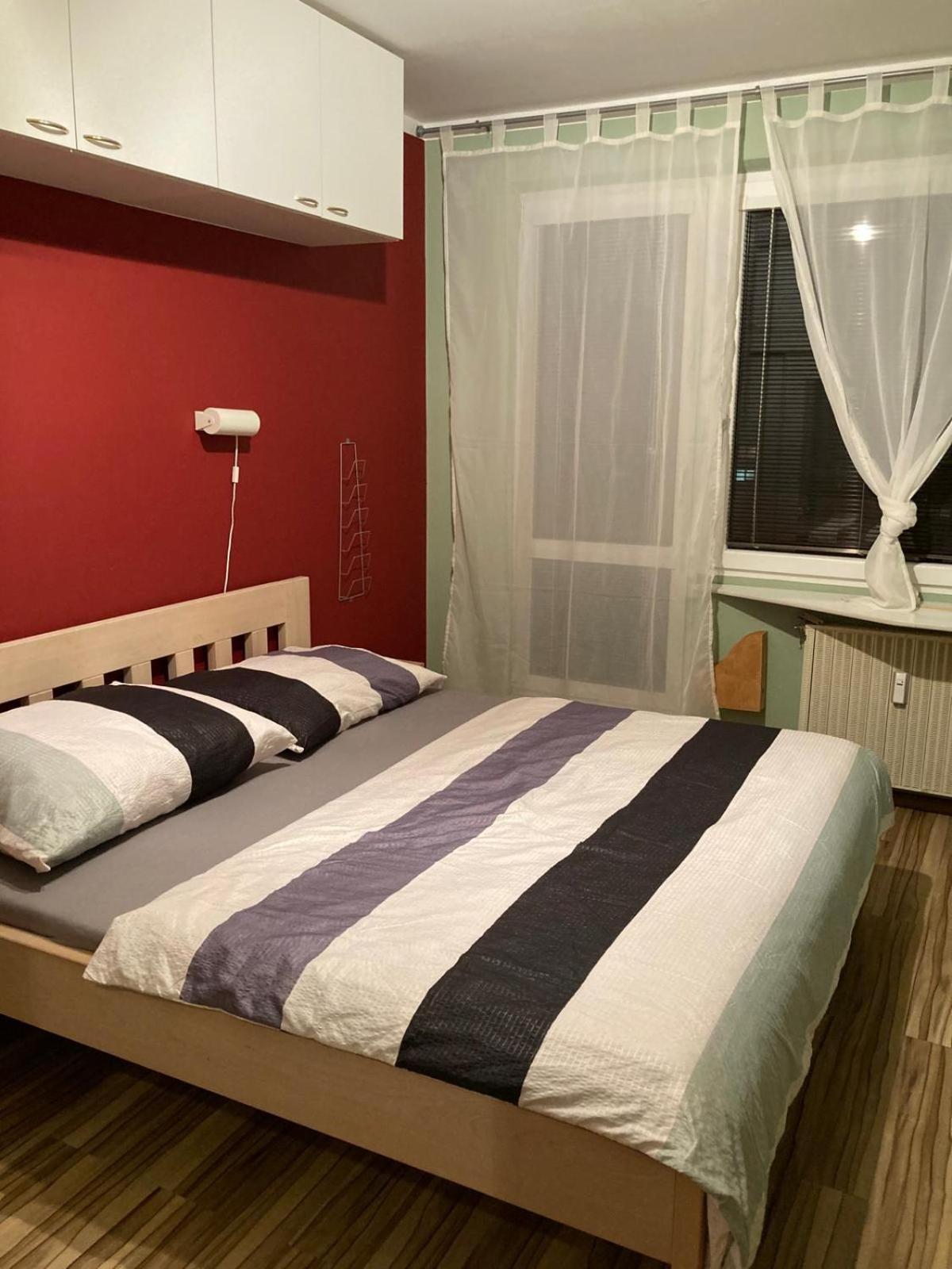 Apartman Hodonin 7 7 7 2 3 4 1 9 4 Экстерьер фото
